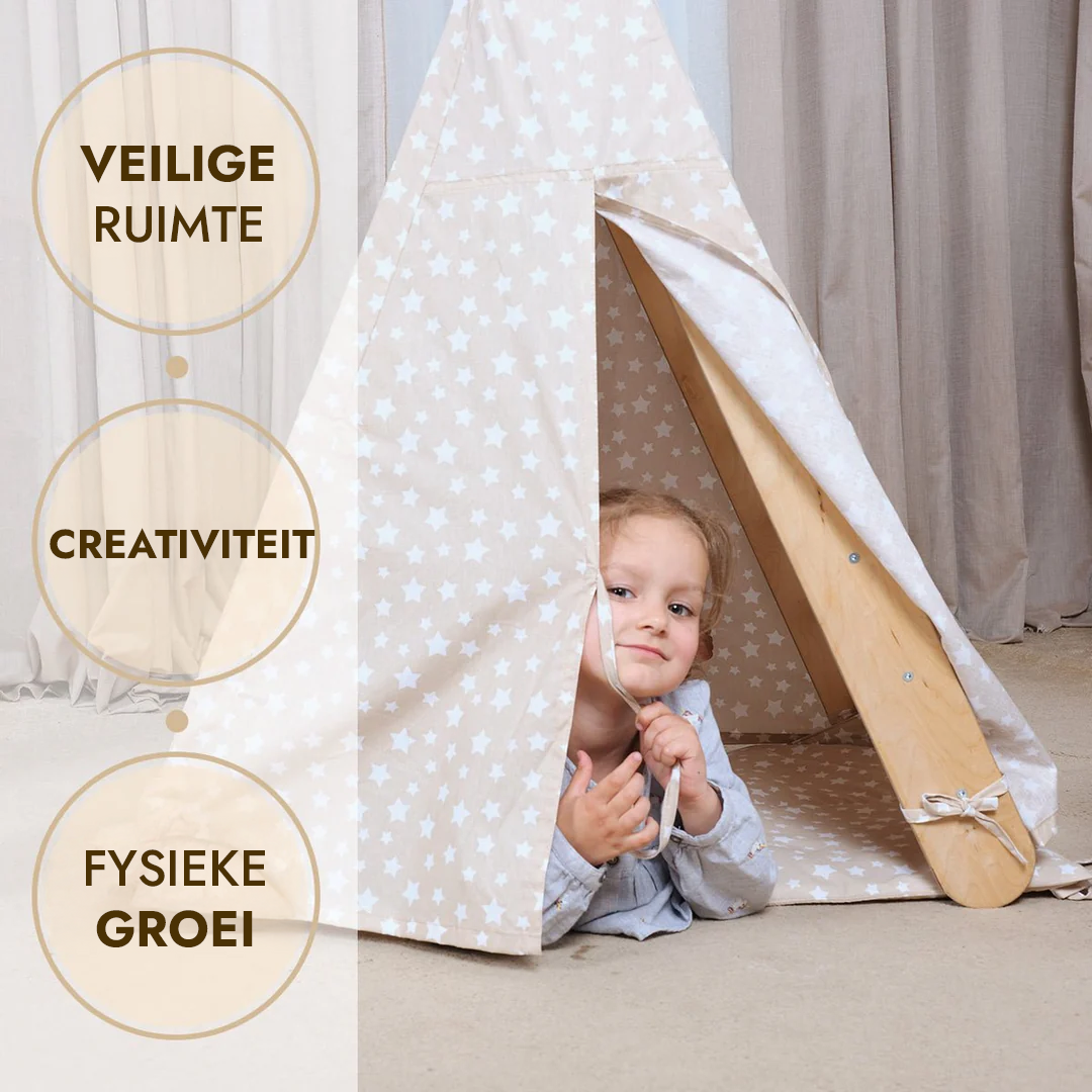 Speeltentcover met mat voor klimmend driehoekladder